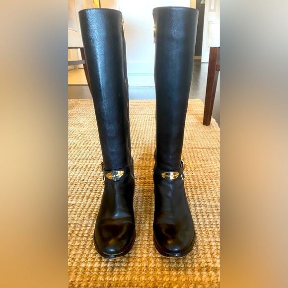 Michael Kors boots 6 1/2M. Stretchy material - Picture 1 of 4